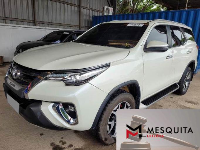 TOYOTA HILUX SW4 20/21