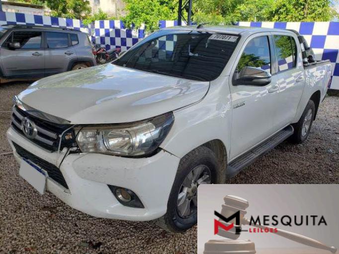 TOYOTA HILUX CD 16/17