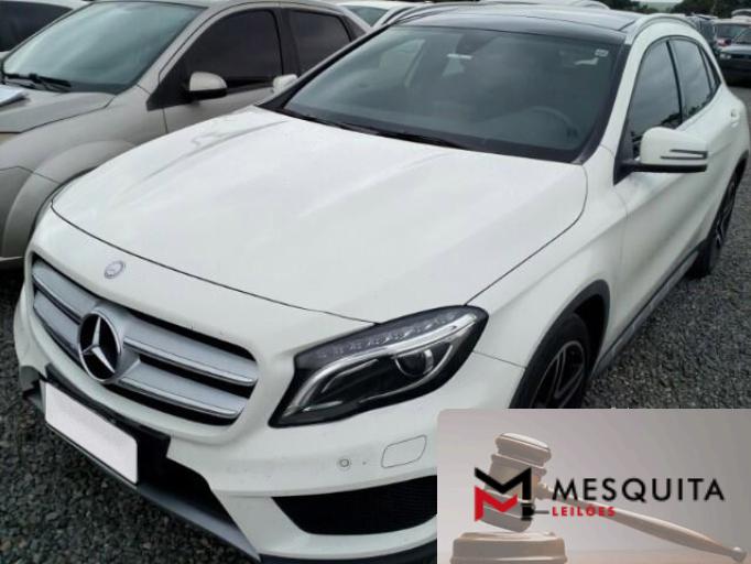 MERCEDES BENZ GLA 250 17/17