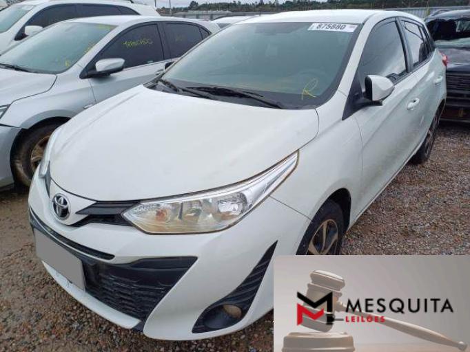 TOYOTA YARIS 19/19