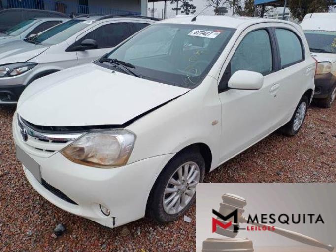 TOYOTA ETIOS 13/13