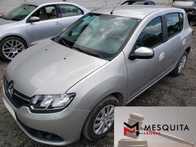 RENAULT SANDERO 18/18