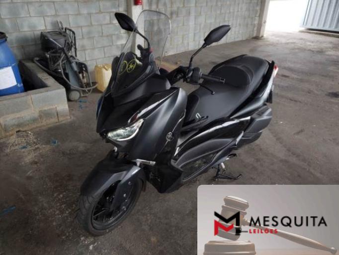 YAMAHA XMAX 22/22